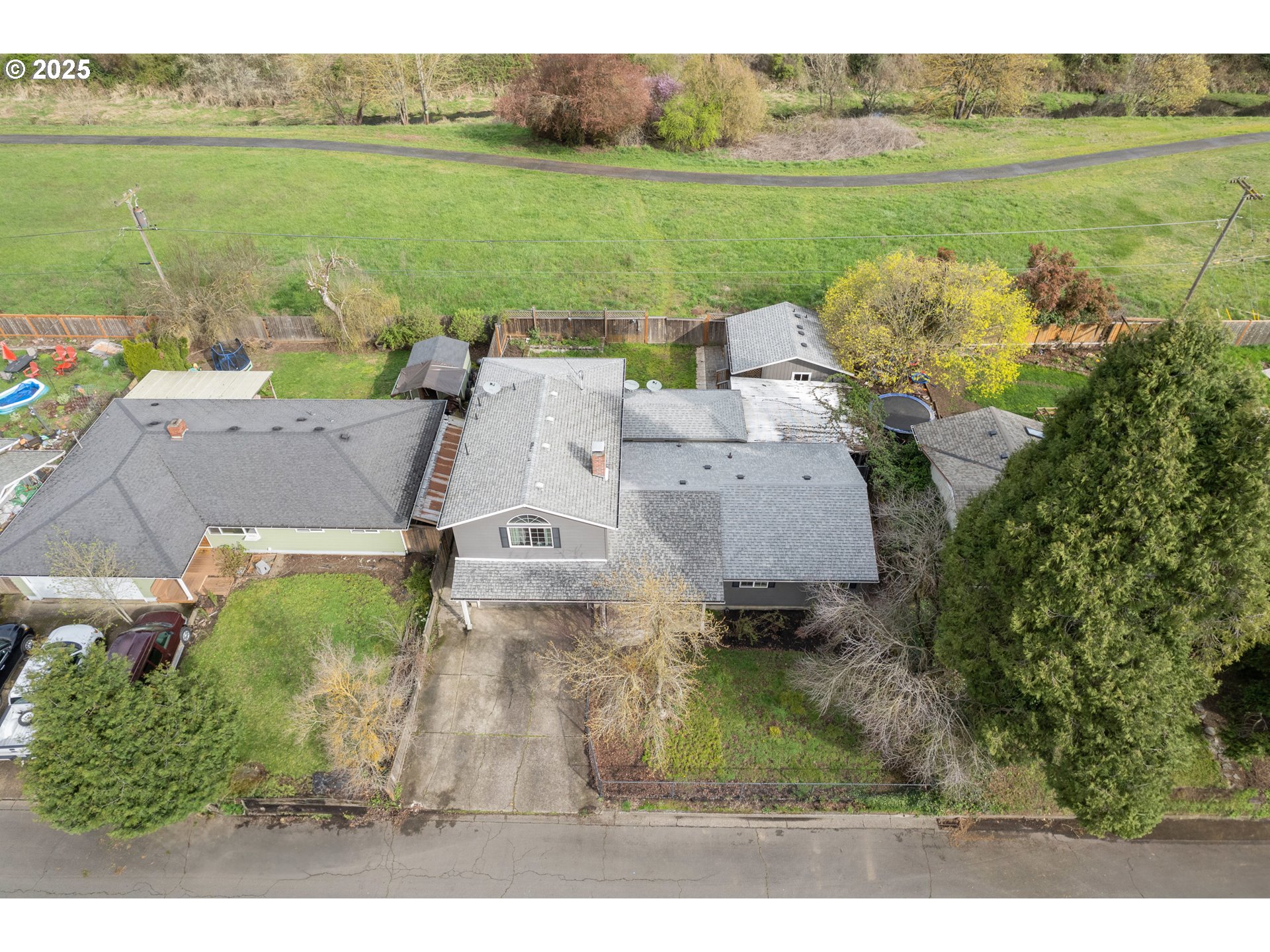 1310 West Quinalt Street Springfield, OR 97477 - Photo 45 of 48