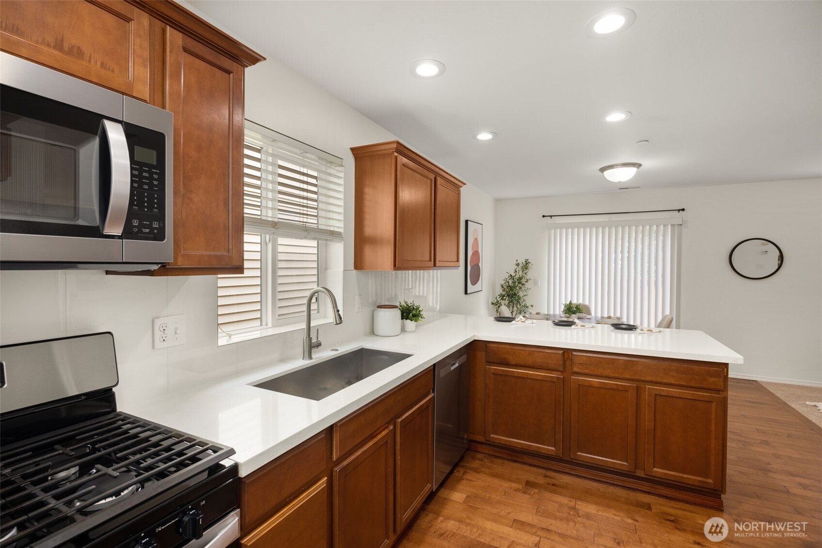 19015 25th Drive Southeast Bothell, WA 98012 - Photo 9 of 27