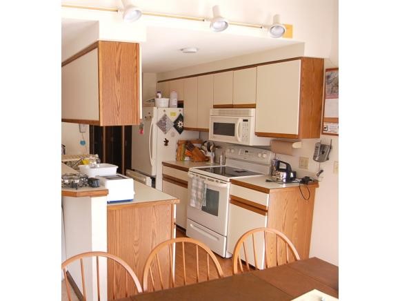 624 Otter Road, Unit 624 Grantham, NH 03753 - Photo 10 of 33 Gallery Image 10