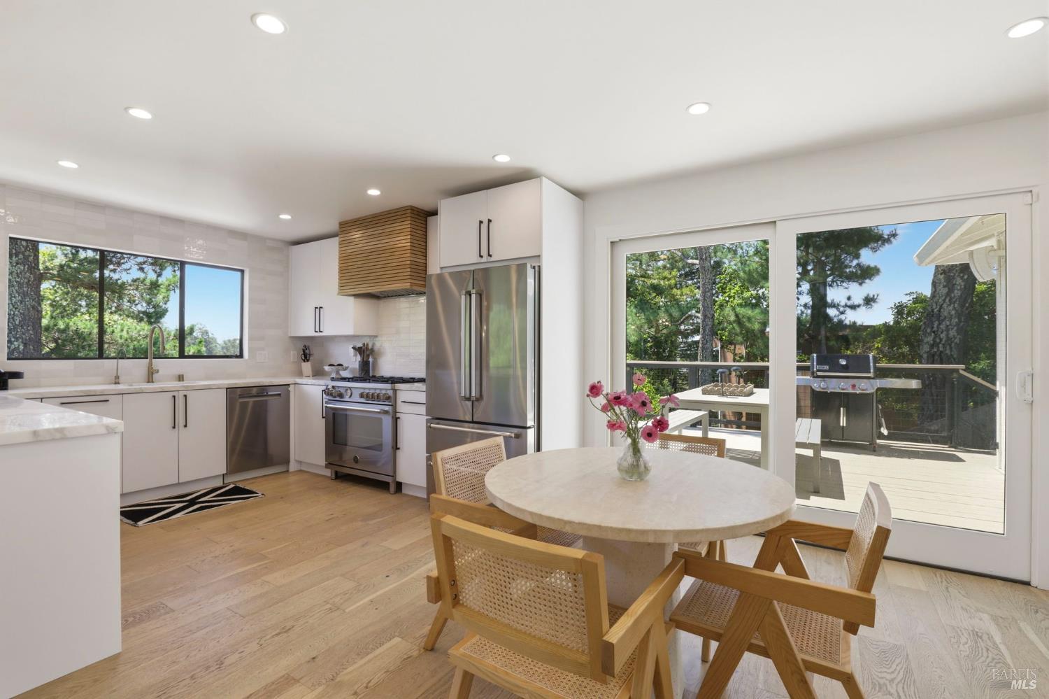 24 Dominican Drive San Rafael, CA 94901 - Photo 12 of 30