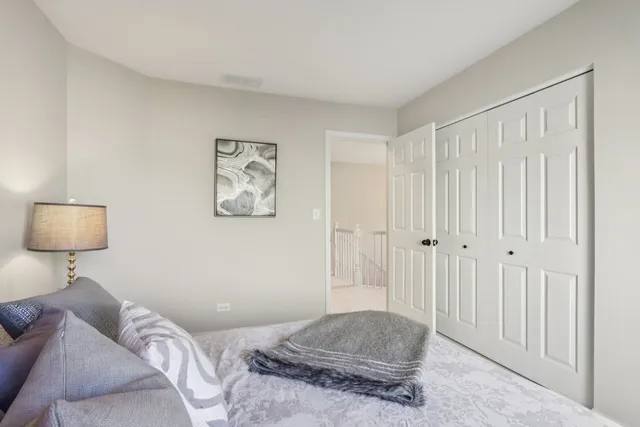 $478,900 | 2060 Lyndhurst Lane, Aurora, IL 60503