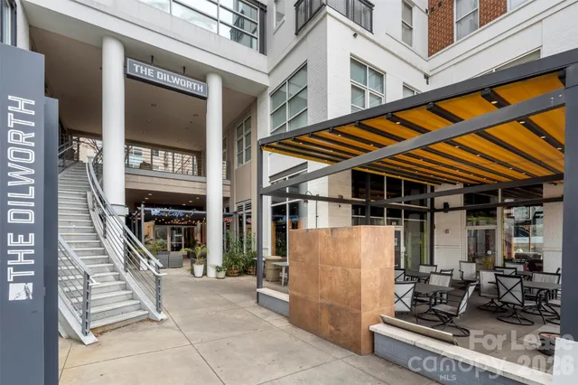 $2,200 | 1320 Fillmore Avenue, Unit 400, Charlotte, NC 28203
