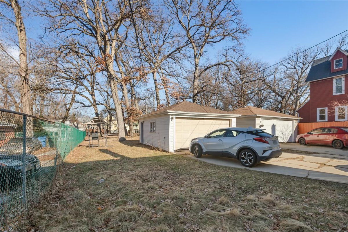 1700 West 103rd Street Chicago, IL 60643 - Photo 5 of 33