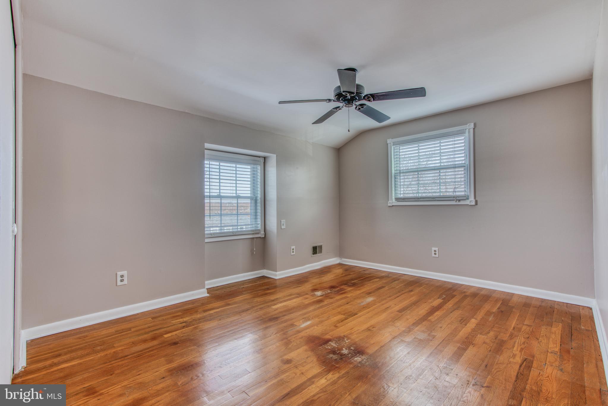 5638 Arnhem Road Baltimore, MD 21206 - Photo 11 of 31 Bedroom1