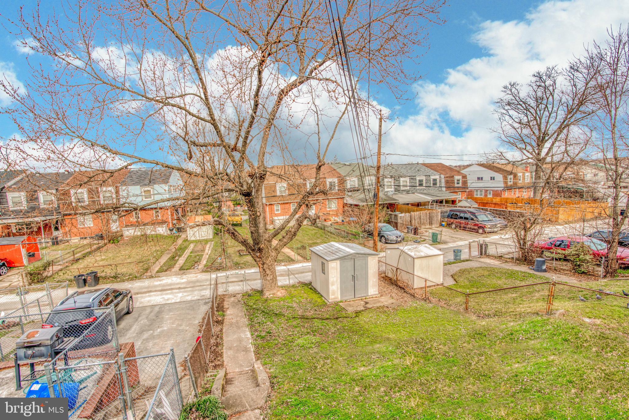 5638 Arnhem Road Baltimore, MD 21206 - Photo 27 of 31 Large Fenced-In Yard