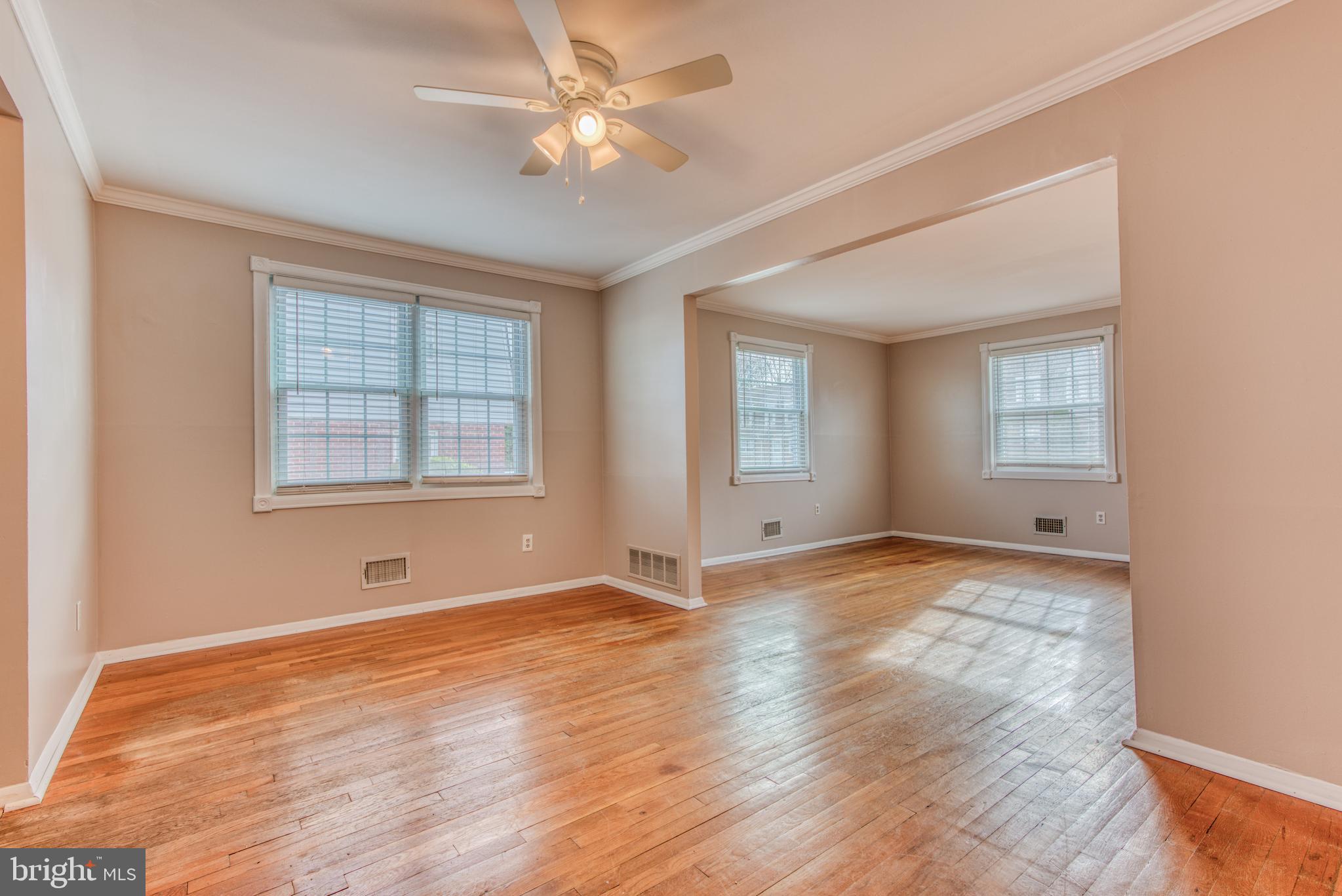 5638 Arnhem Road Baltimore, MD 21206 - Photo 5 of 31 Dining Room
