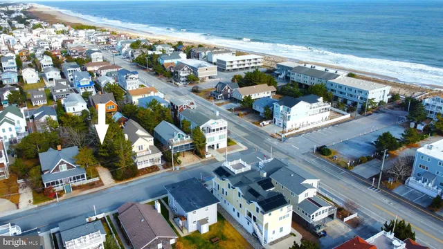 $2,295,000 | 107 1st Street, Bethany Beach, DE 19930