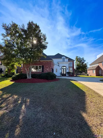 $414,000 | 18243 Manchac Pl Drive, Prairieville, LA 70769