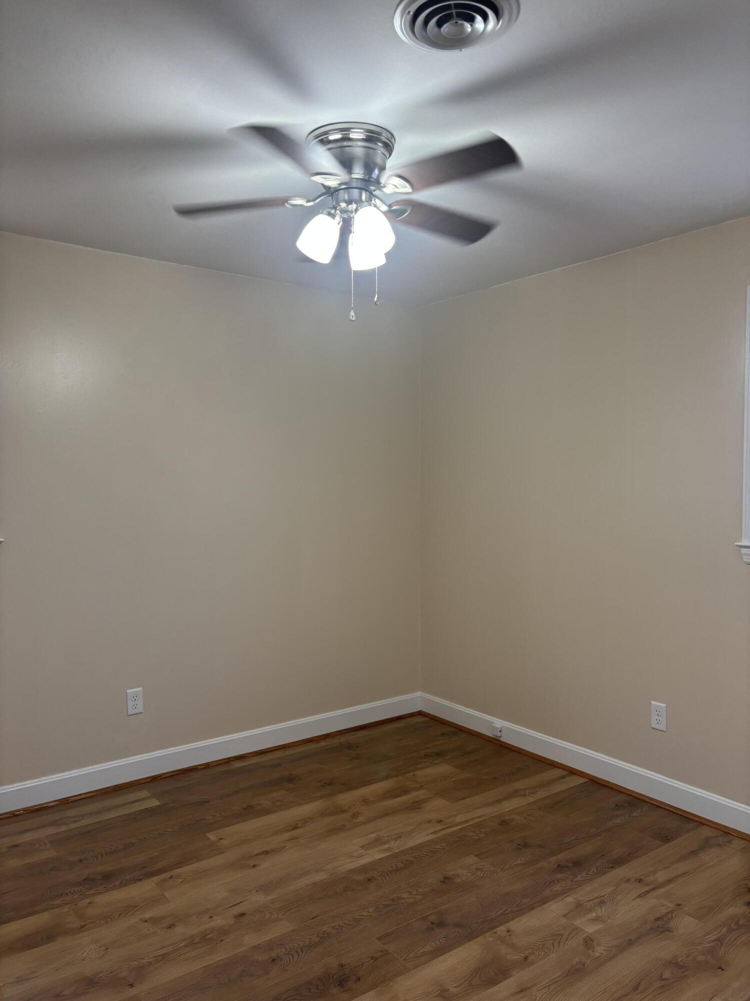 855 Whatley Street Sumter, SC 29154 - Photo 42 of 77 IMG_9857
