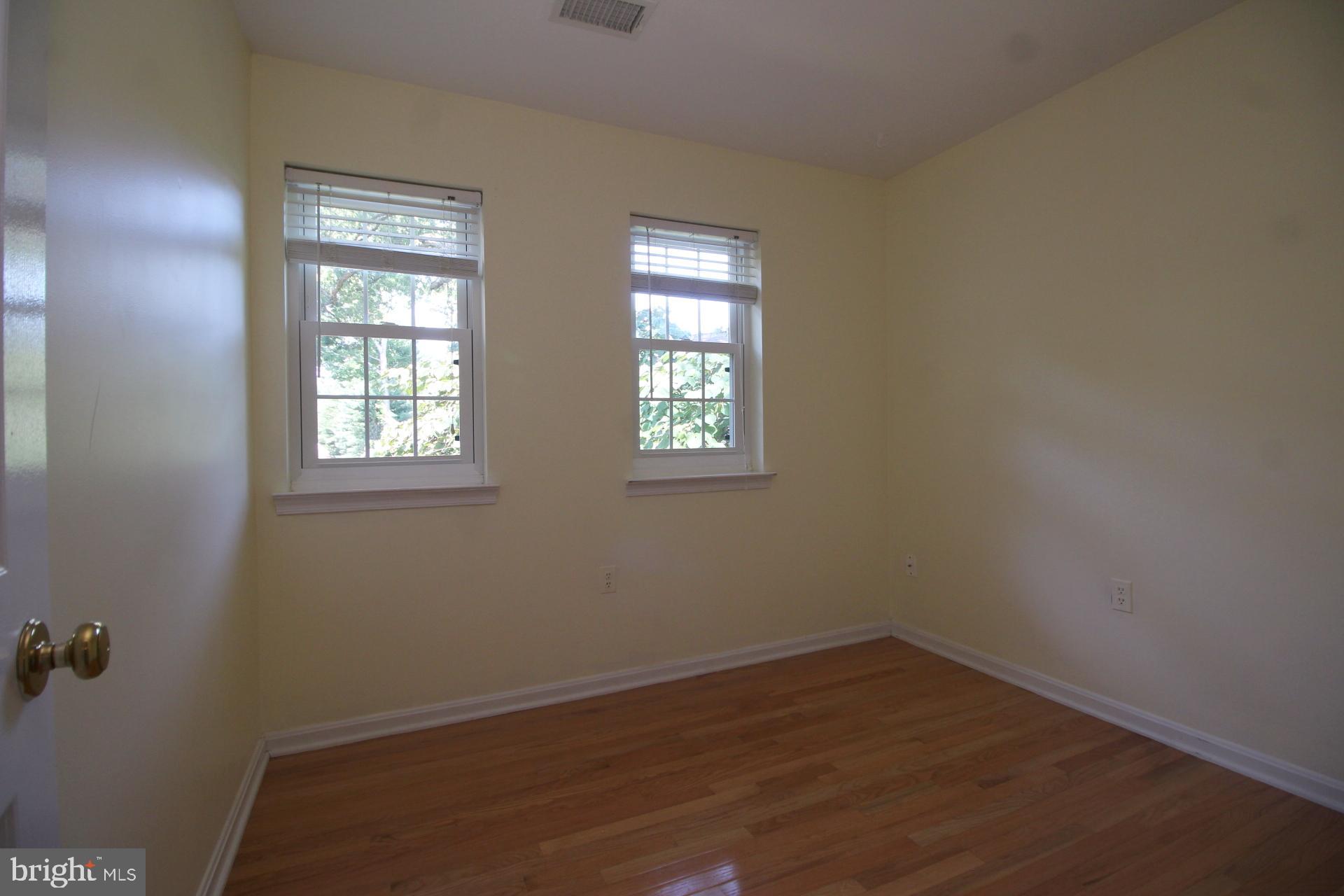 1649 Bennington Hollow Lane Reston, VA 20194 - Photo 16 of 29