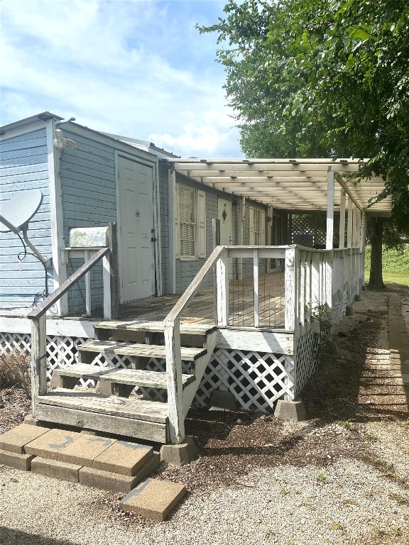 125 Kellar Road, Unit 1 Smithville, TX 78957 - Photo 2 of 18 a front view of a house with parking