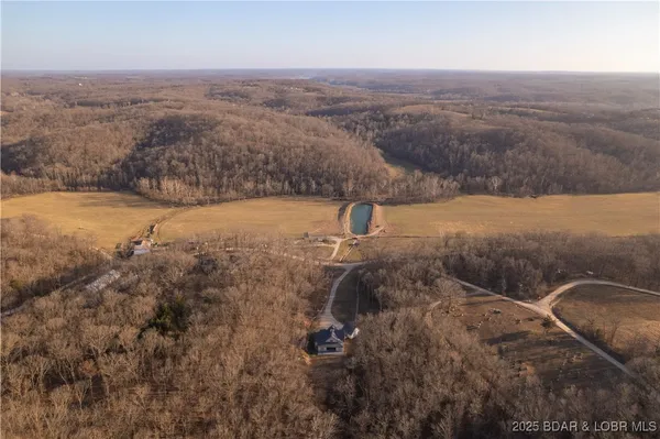 $749,000 | 109 Allen Road, Eldon, MO 65026