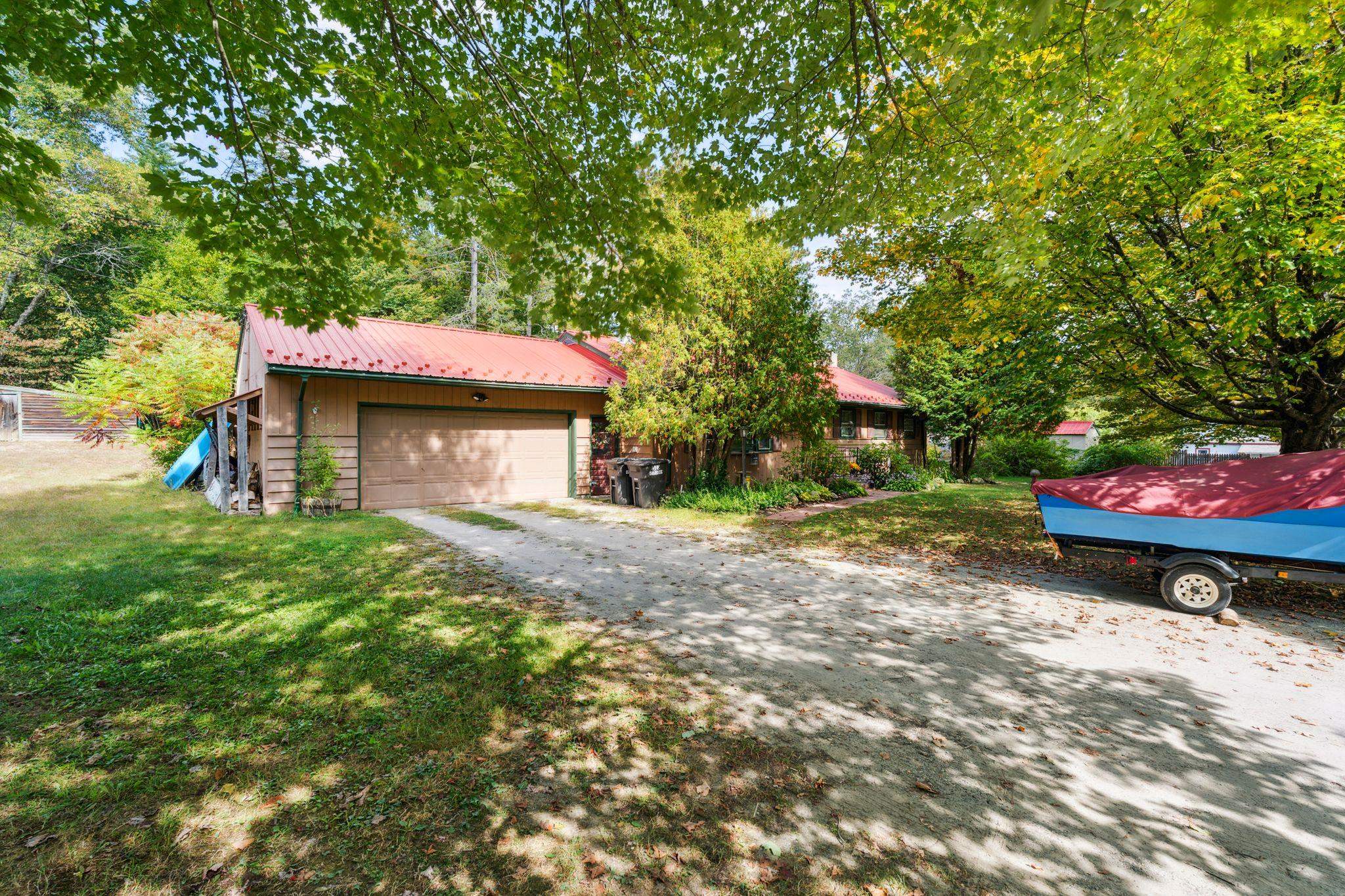 56 Grace Drive North Springfield, VT 05150 - Photo 3 of 29
