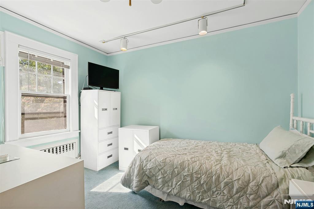 30 Brinkerhoff Avenue Teaneck, NJ 07666 - Photo 15 of 33