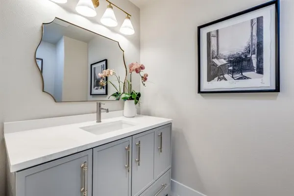 $21,000 | 7115 Meadow Road, Dallas, TX 75230