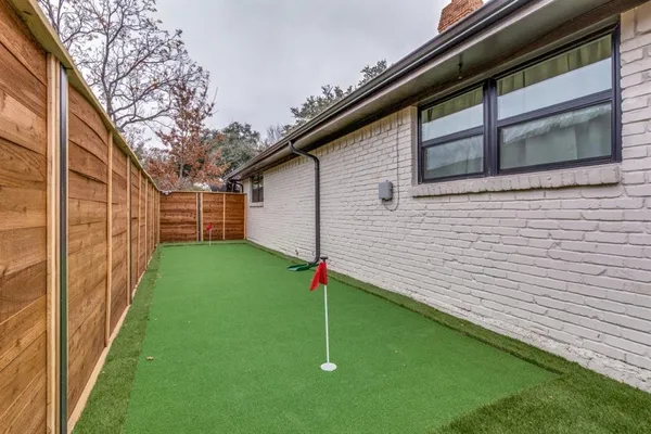 $21,000 | 7115 Meadow Road, Dallas, TX 75230