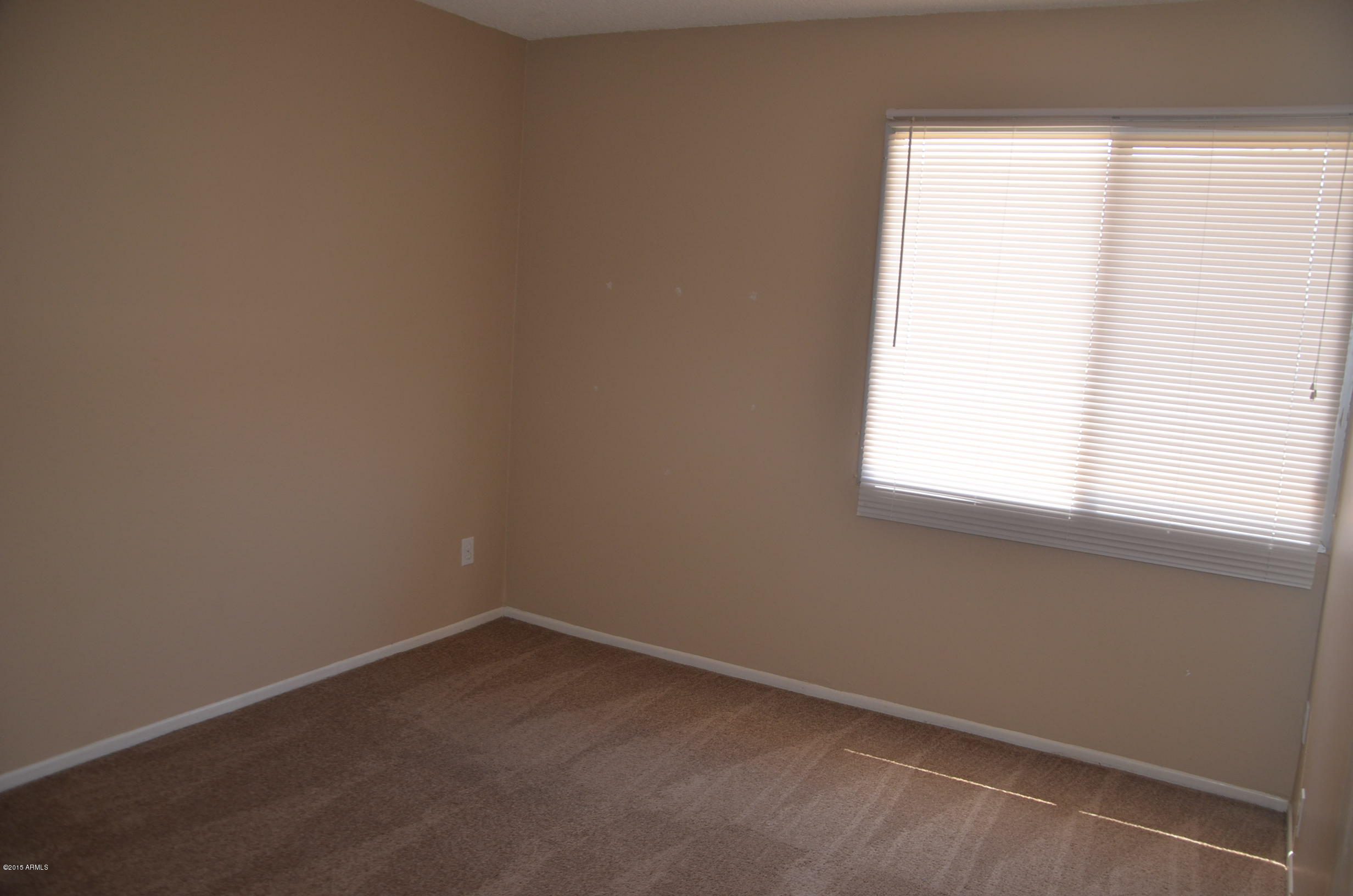 8858 West Osborn Road Phoenix, AZ 85037 - Photo 3 of 19 DSC_0274