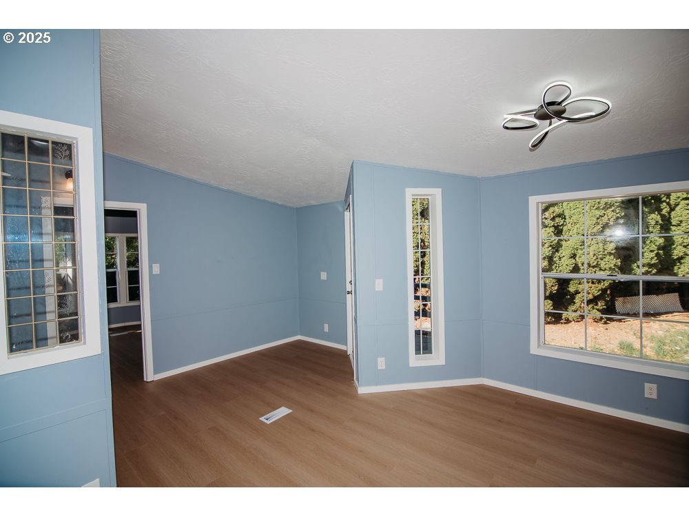 338 Archie Street Eugene, OR 97402 - Photo 16 of 34