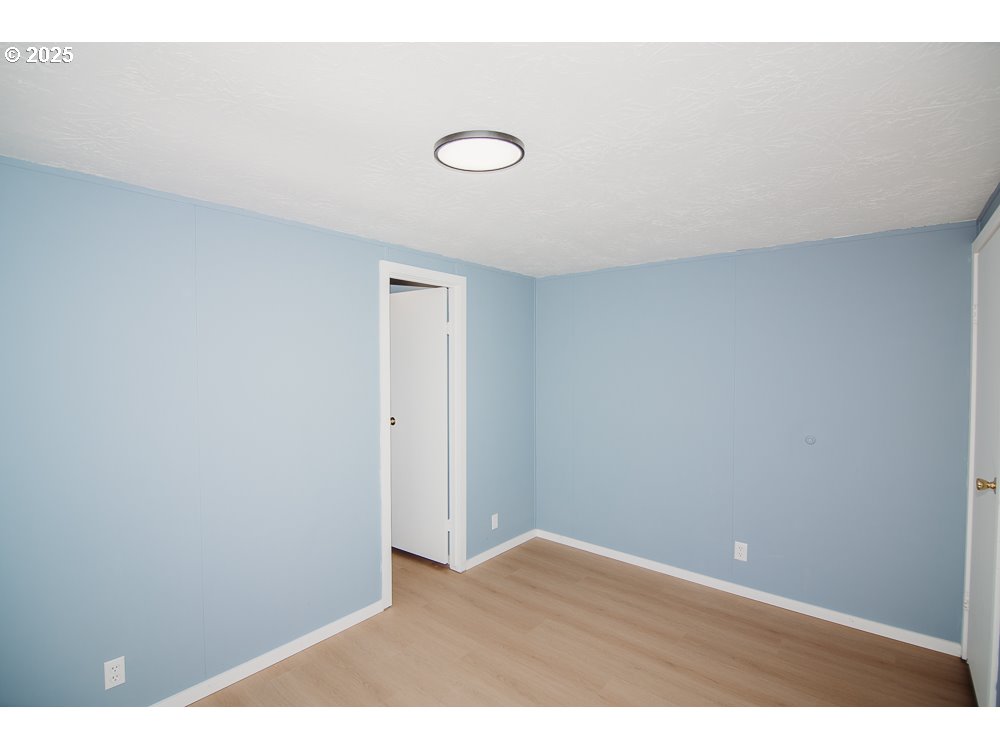 338 Archie Street Eugene, OR 97402 - Photo 21 of 34