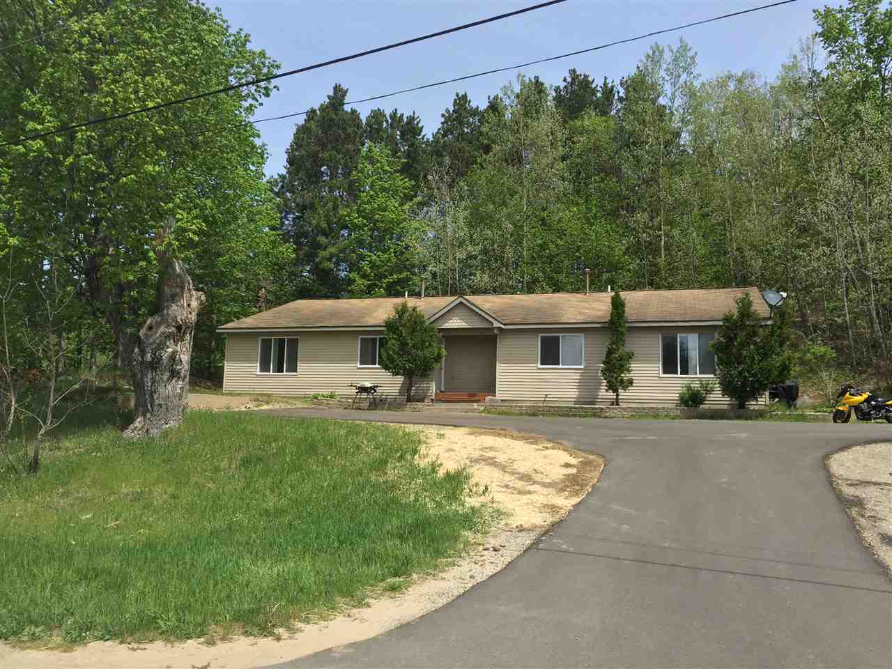 8801-8803 East Fouch Road Traverse City, MI 49684 - Photo 1 of 44 1832993.JPG