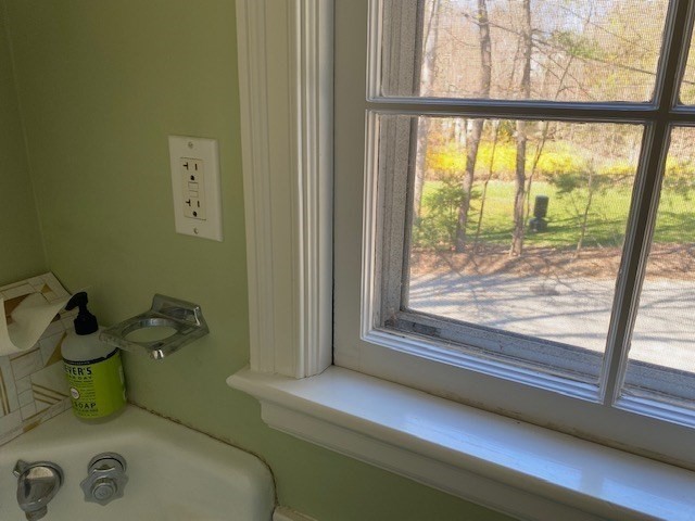7 Bethel Road, Unit 10 Wellesley, MA 02481 - Photo 5 of 12 Gallery Image 5
