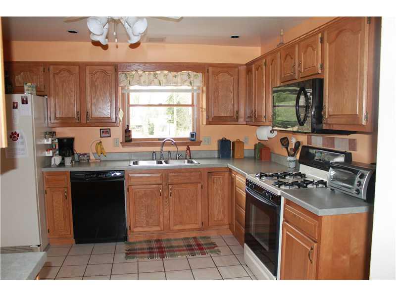 85 Neville Road Beaver, PA 15009 - Photo 4 of 15 Kitchen.