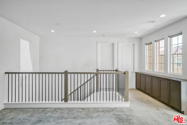 $1,433,000 | 20705 West Chestnut Circle, Porter Ranch, CA 91326