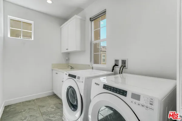 $1,433,000 | 20705 West Chestnut Circle, Porter Ranch, CA 91326