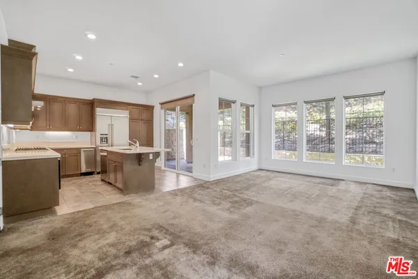 $1,433,000 | 20705 West Chestnut Circle, Porter Ranch, CA 91326