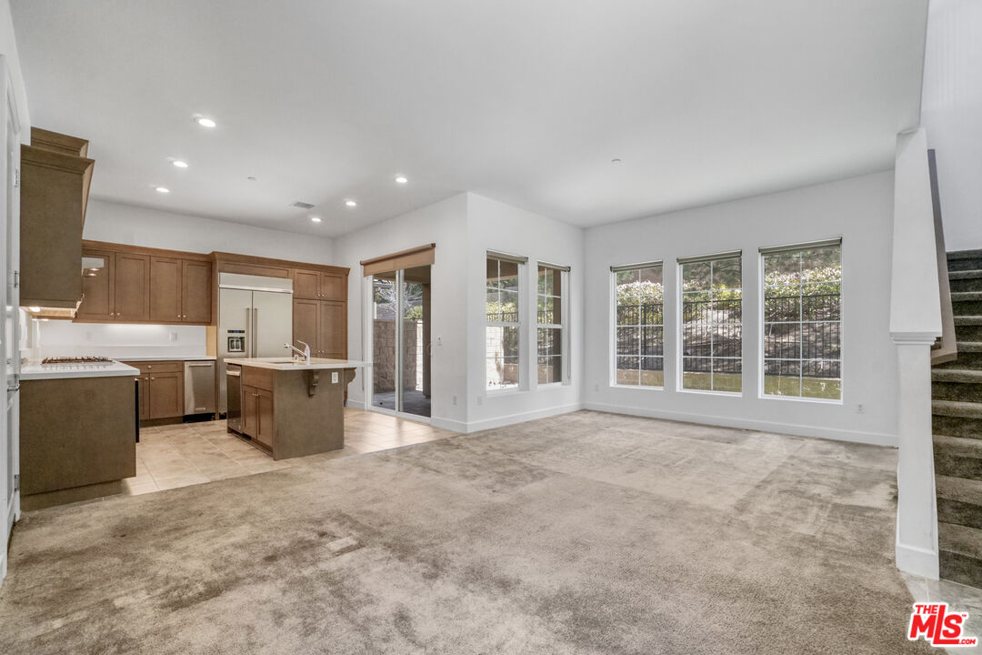 20705 West Chestnut Circle Porter Ranch, CA 91326 - Photo 6 of 35