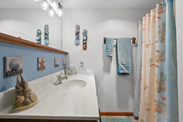 $379,900 | N6426 Bahr Estates Drive, Cecil, WI 54111