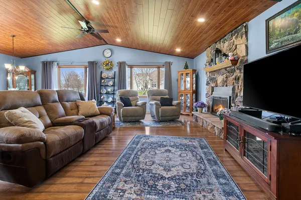 $379,900 | N6426 Bahr Estates Drive, Cecil, WI 54111
