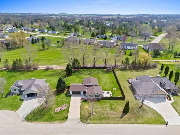 $379,900 | N6426 Bahr Estates Drive, Cecil, WI 54111