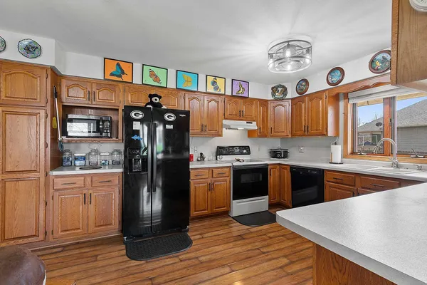 $379,900 | N6426 Bahr Estates Drive, Cecil, WI 54111