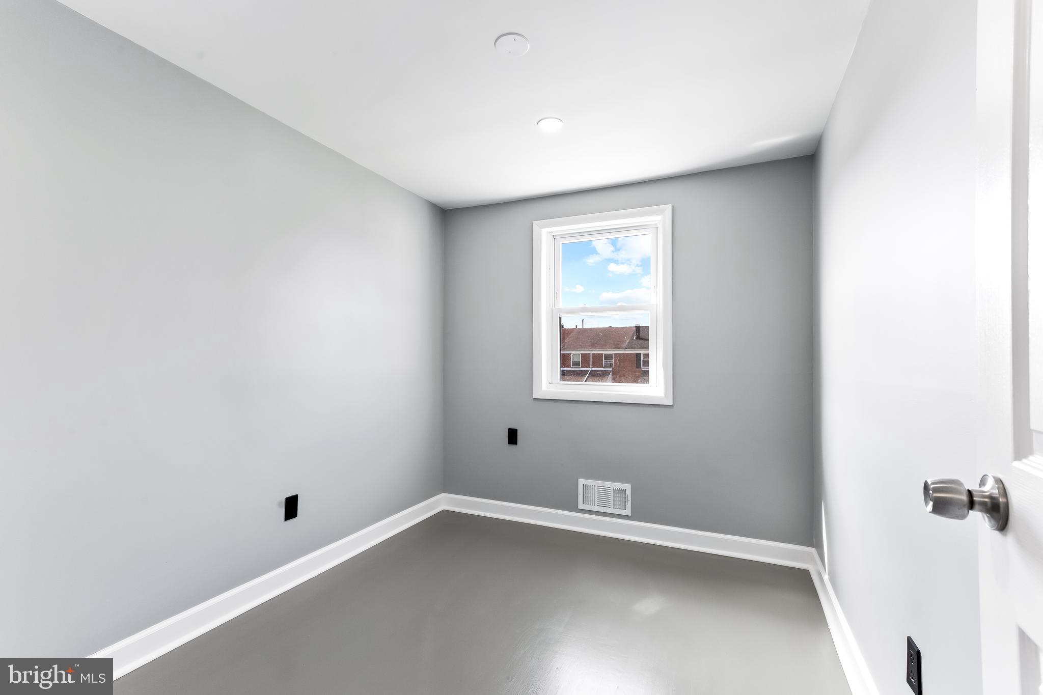 955 Kayden Lane Baltimore, MD 21221 - Photo 20 of 32 bedroom