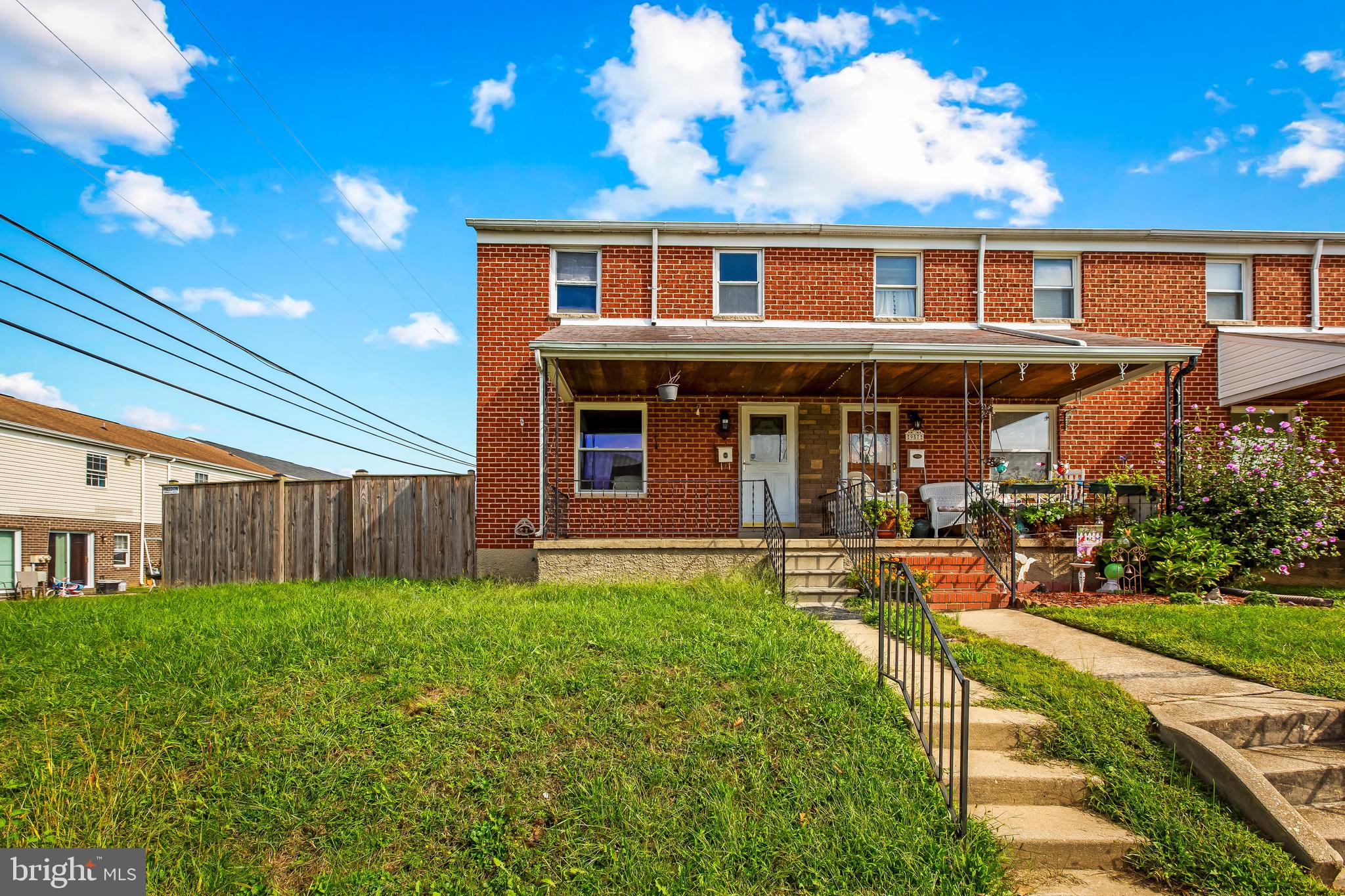 955 Kayden Lane Baltimore, MD 21221 - Photo 2 of 32 front