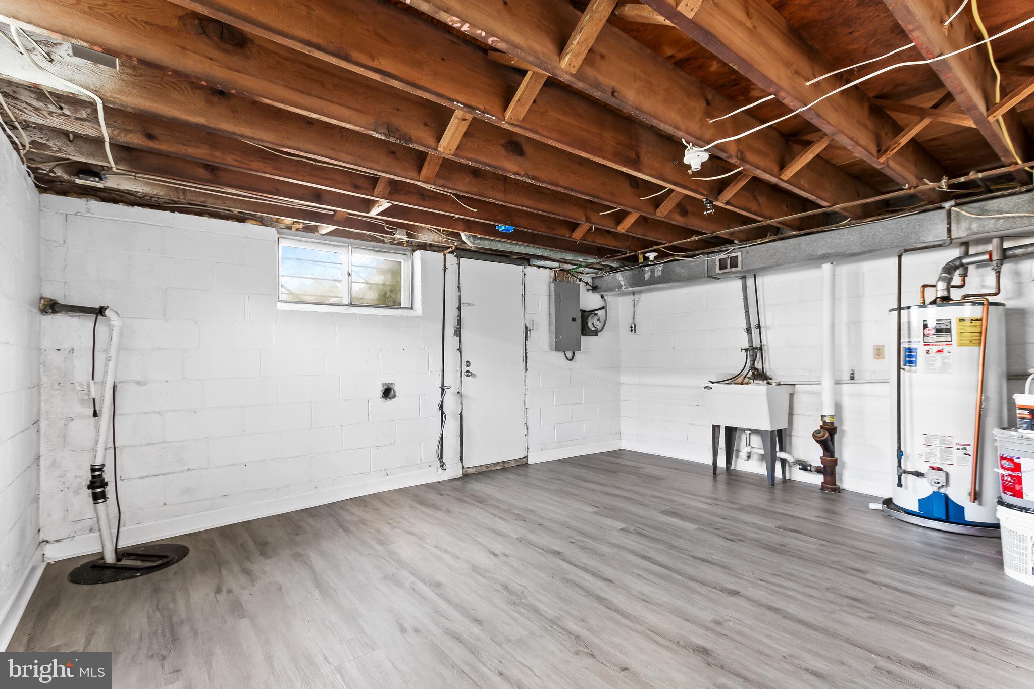 955 Kayden Lane Baltimore, MD 21221 - Photo 25 of 32 basement