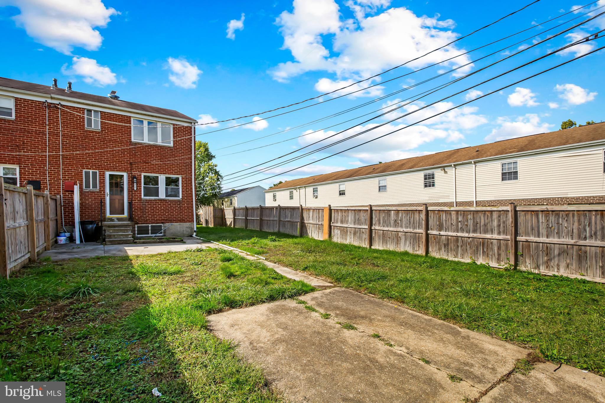 955 Kayden Lane Baltimore, MD 21221 - Photo 29 of 32 backyard