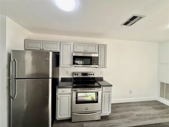 $180,000 | 14222 Village View Drive, Tampa, FL 33624