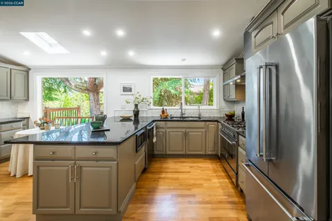 $1,795,000 | 4033 Valente Drive, Lafayette, CA 94549