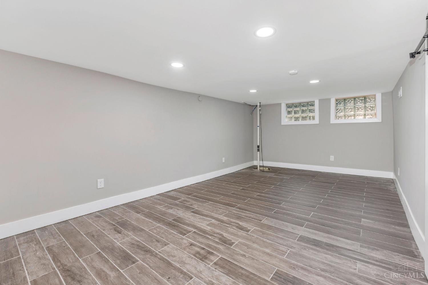 5753 Boomer Road Cincinnati, OH 45247 - Photo 36 of 40
