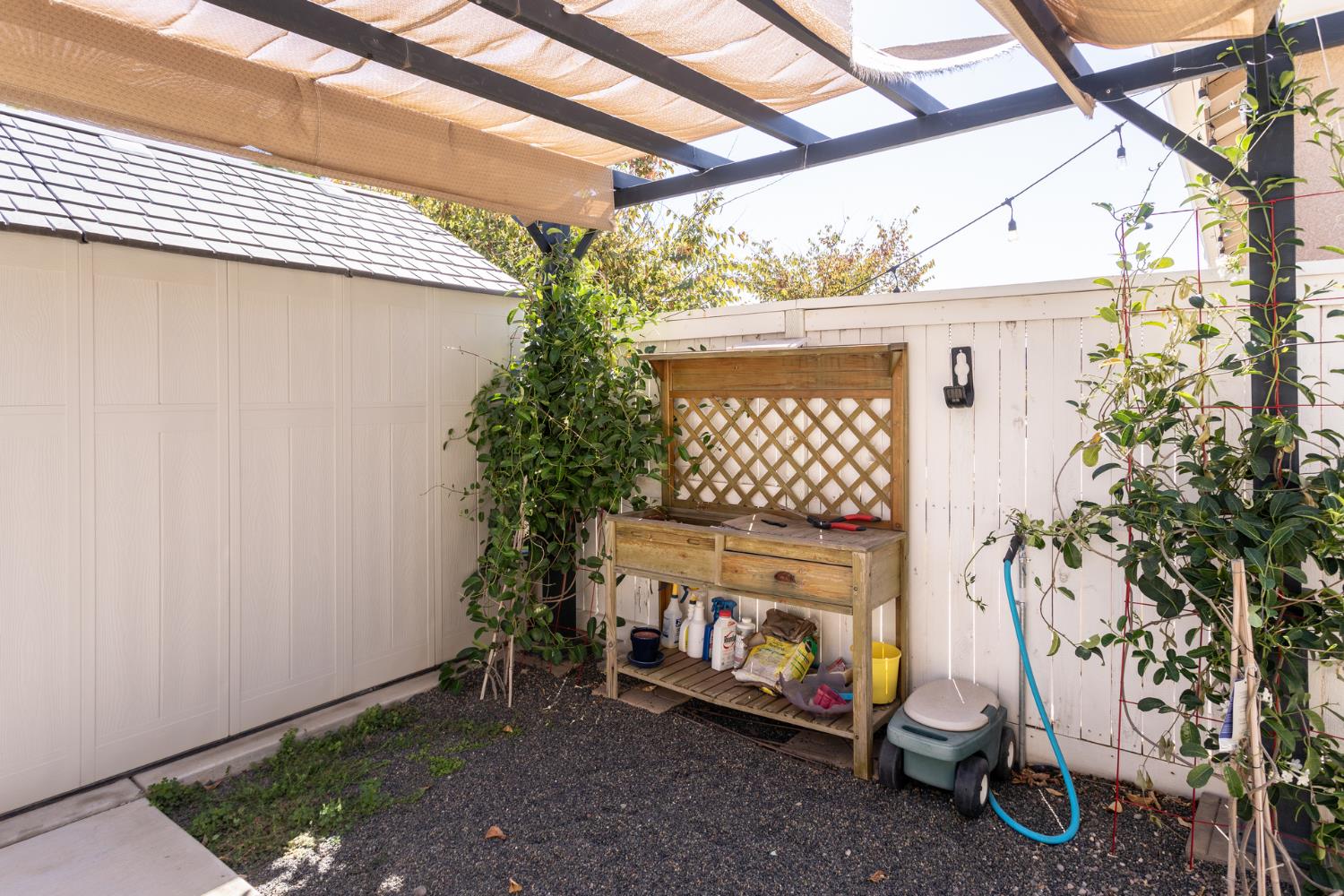 2227 North Highland Avenue Clovis, CA 93619 - Photo 43 of 48 a view of a porch with a bench