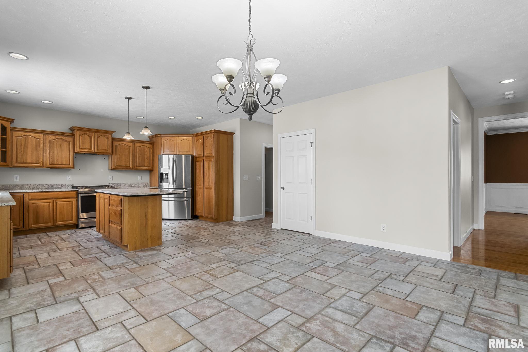 6501 Winterberry Lane Springfield, IL 62712 - Photo 12 of 41