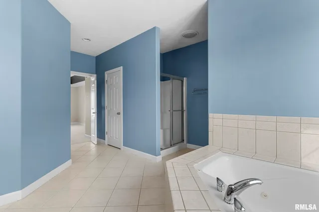 $500,000 | 6501 Winterberry Lane, Springfield, IL 62712