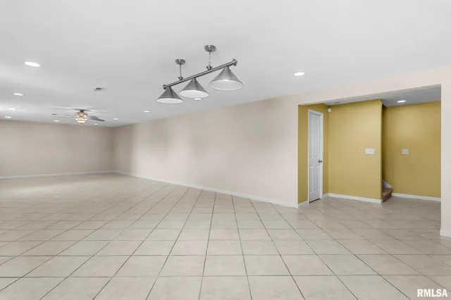 $500,000 | 6501 Winterberry Lane, Springfield, IL 62712