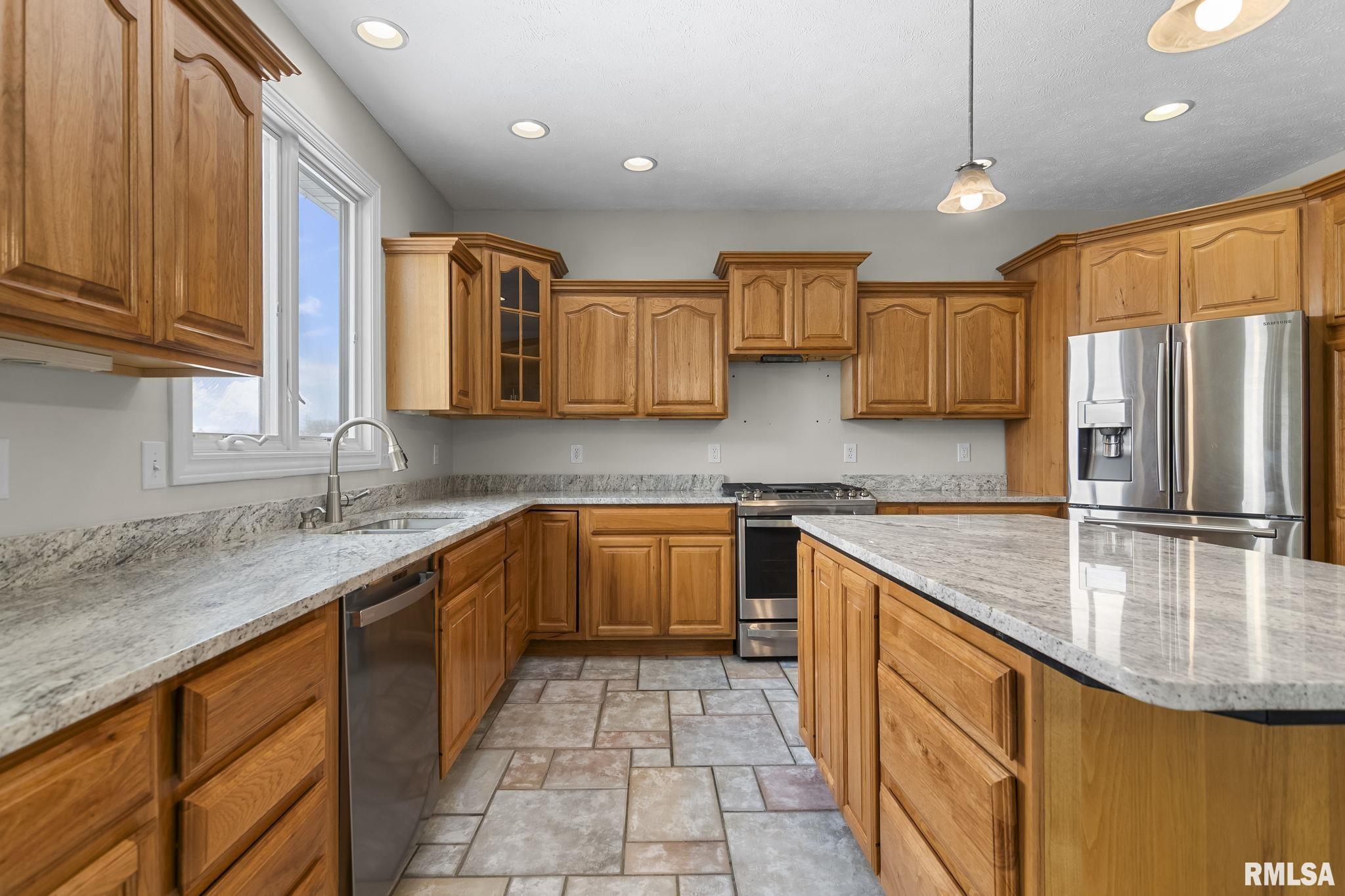 6501 Winterberry Lane Springfield, IL 62712 - Photo 9 of 42