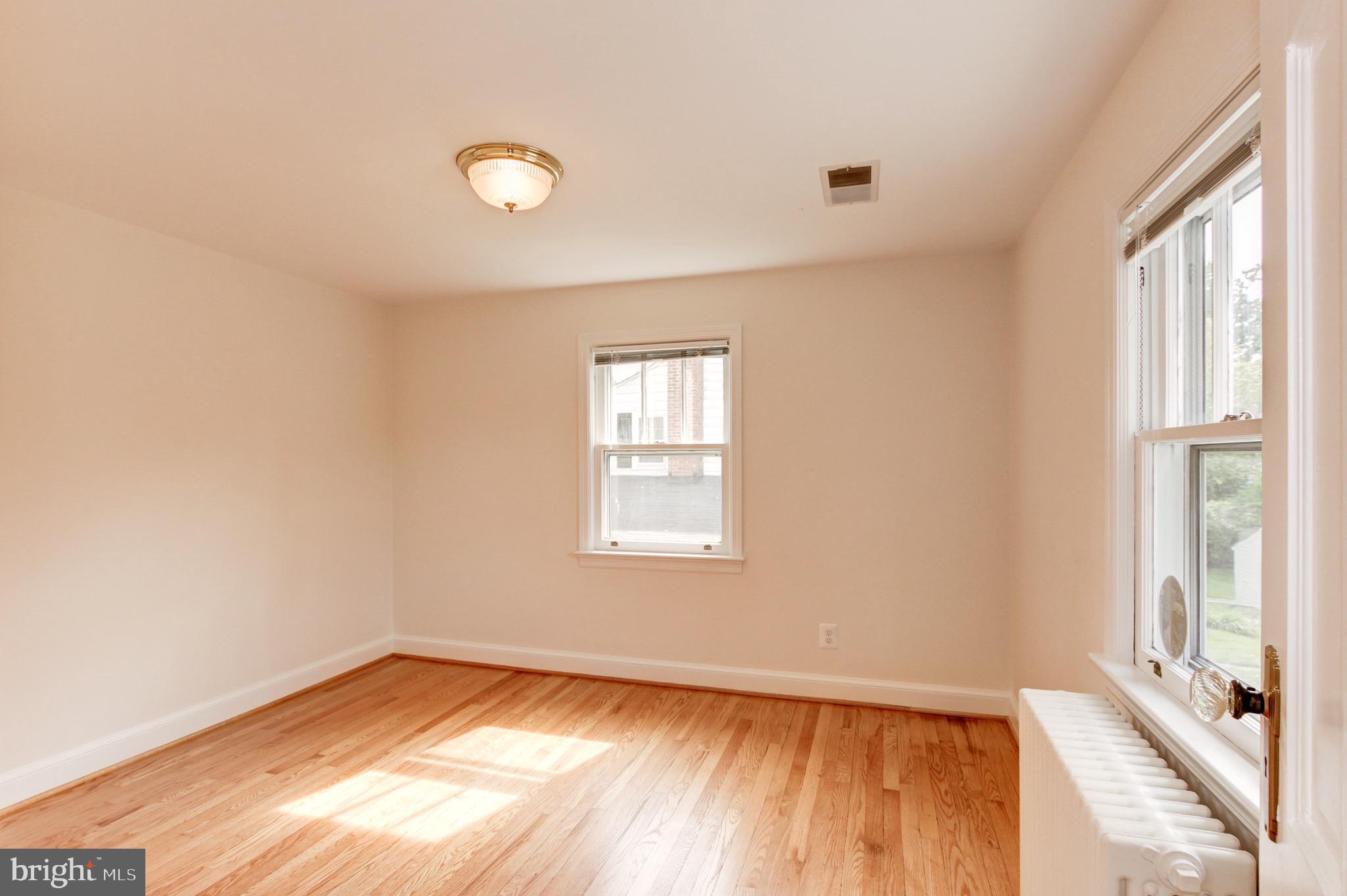 408 Baltimore Road Rockville, MD 20850 - Photo 19 of 55