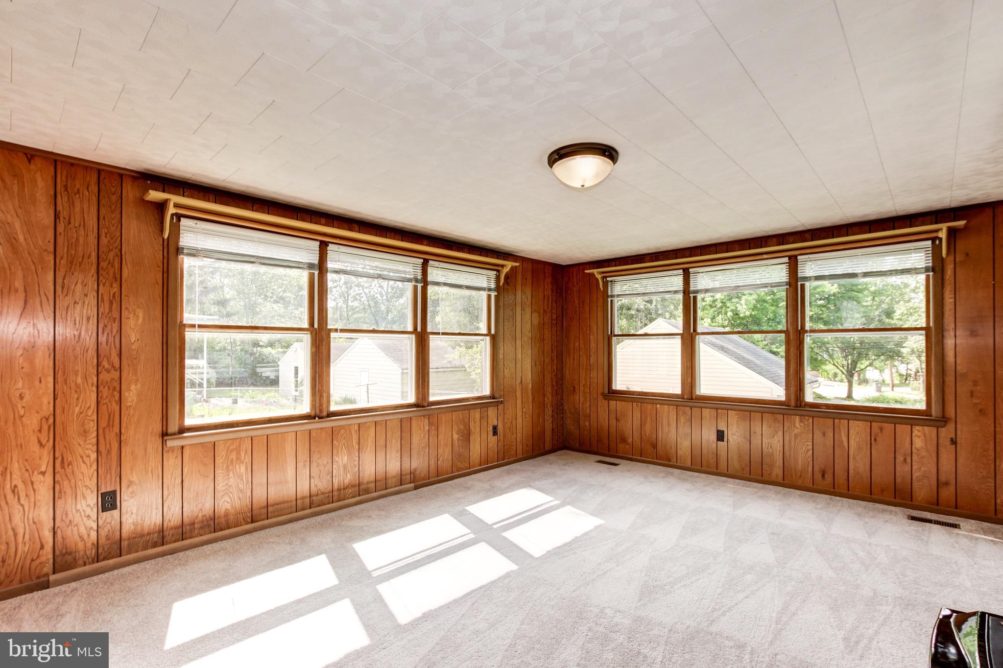 408 Baltimore Road Rockville, MD 20850 - Photo 5 of 55