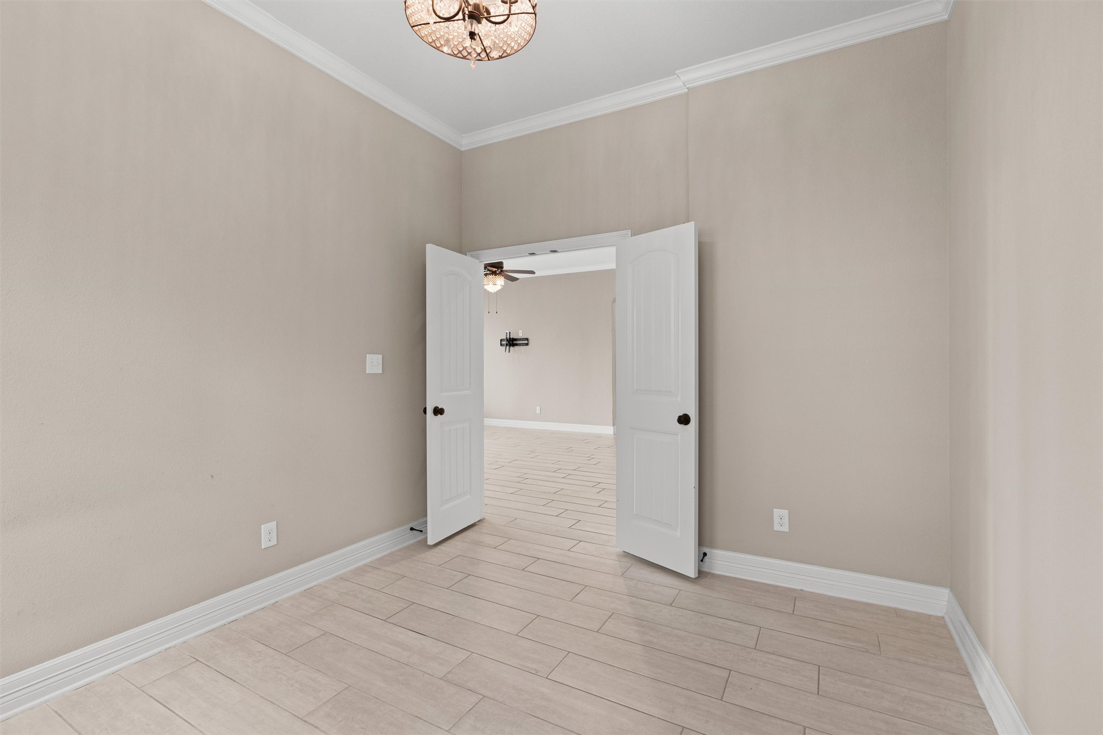 608 Muster Bend Georgetown, TX 78626 - Photo 11 of 40