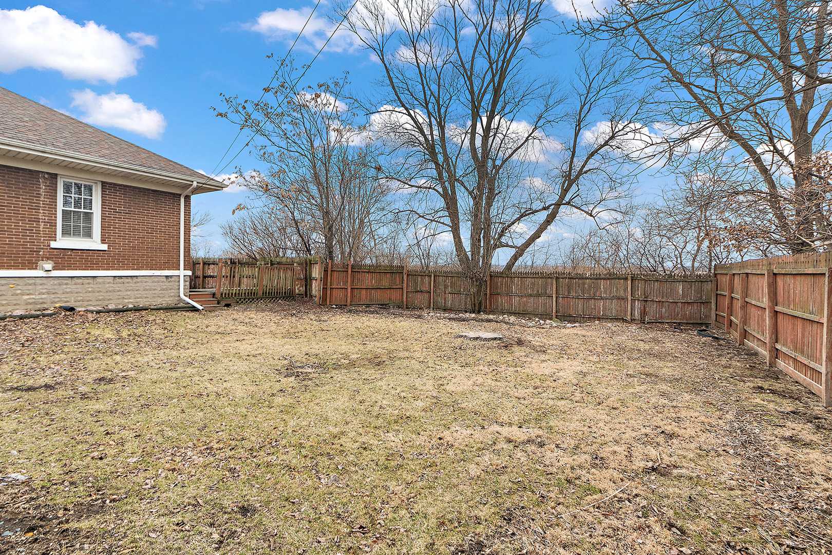 107 South State Street Lockport, IL 60441 - Photo 11 of 34